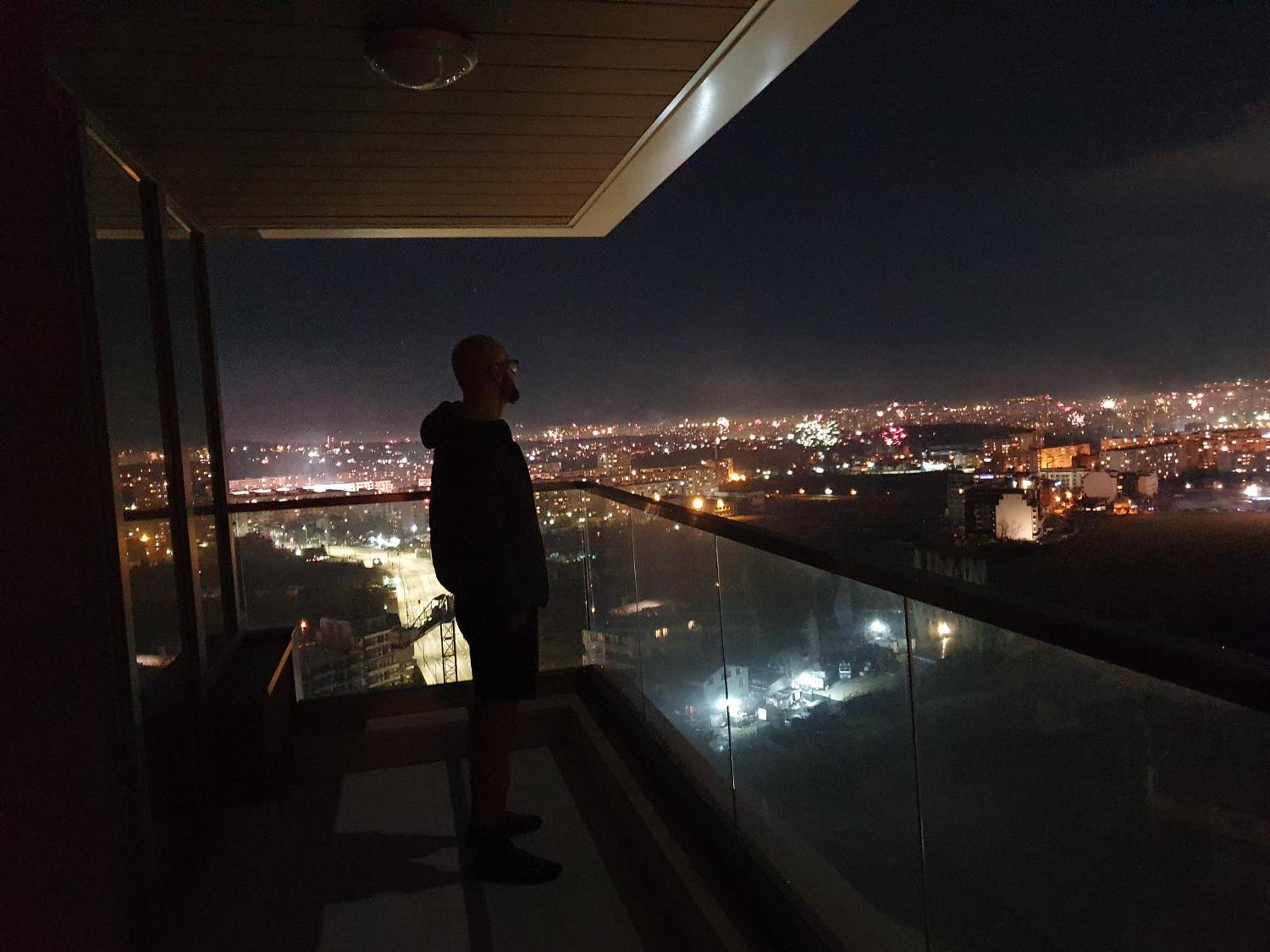 View - By Metro, Kids Room, Sky Lounge Terrace, 2-car Garage, Playground, Bbq, 24h Security *