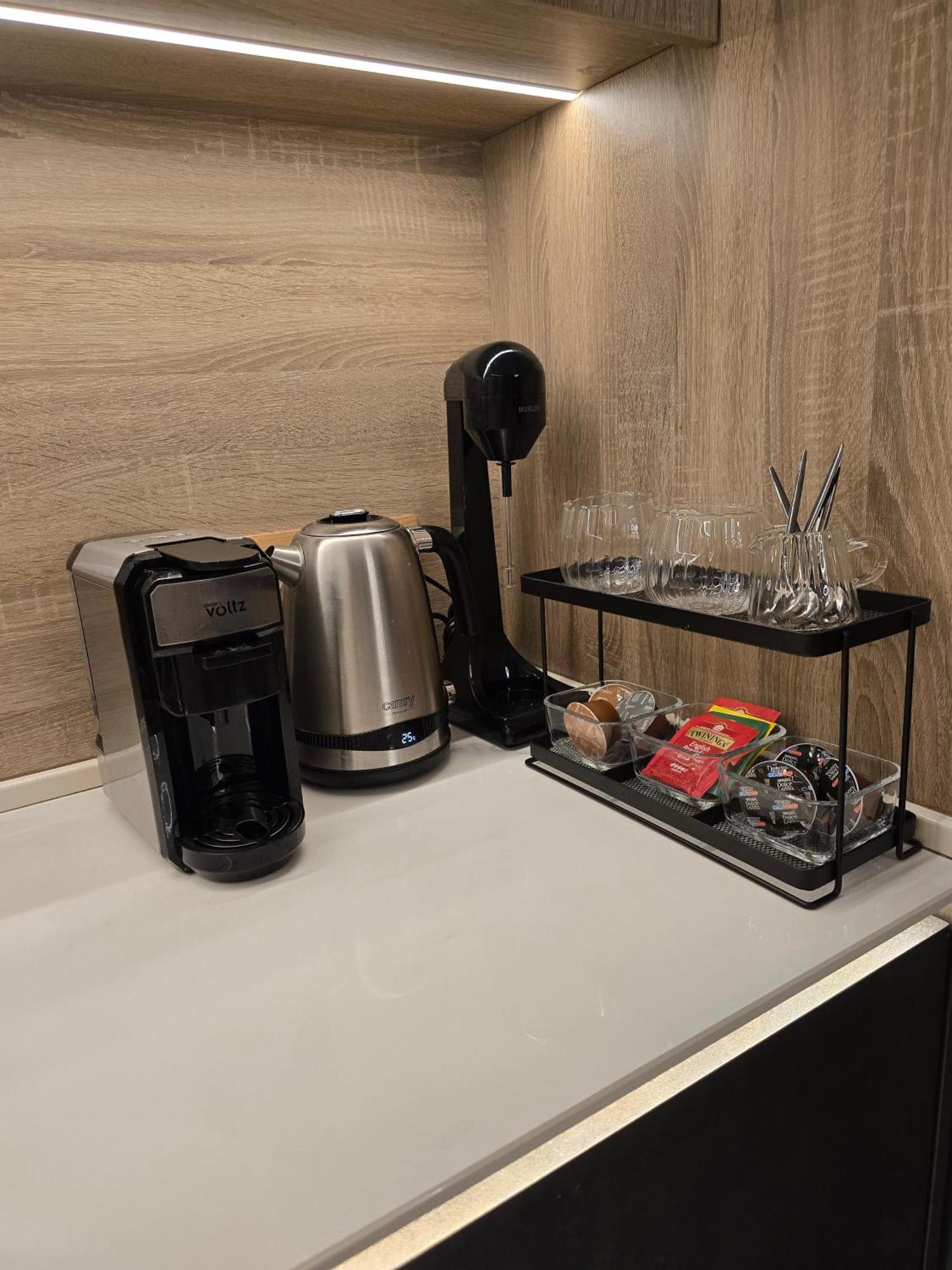 Apartament View - By Metro, Kids Room, Sky Lounge Terrace, 2-car Garage, Playground, Bbq, 24h Security