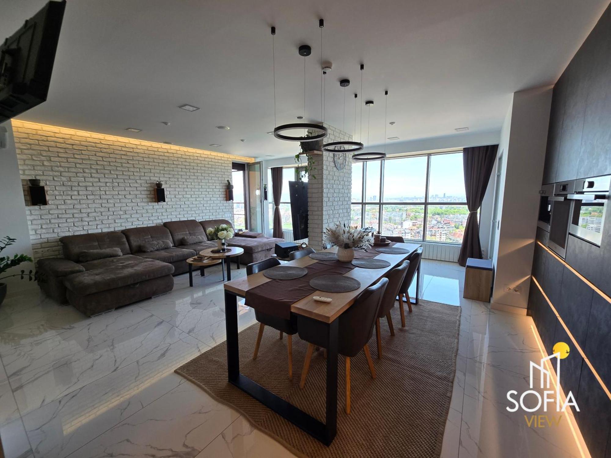 View - By Metro, Kids Room, Sky Lounge Terrace, 2-car Garage, Playground, Bbq, 24h Security Apartment